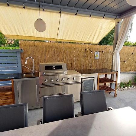 Kuntrada 45 Holiday Home - Heated & Kids Pool Fažana Extérieur photo