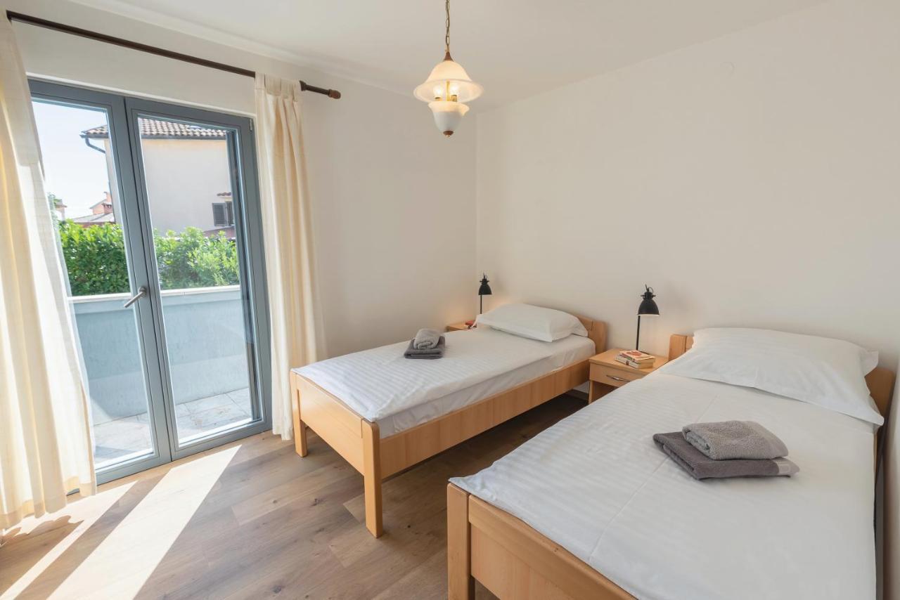 Kuntrada 45 Holiday Home - Heated & Kids Pool Fažana Extérieur photo